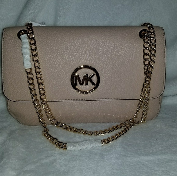 Michael Kors Handbags - Michael Kors Purse